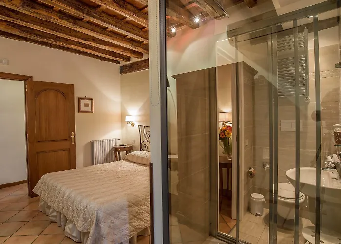 Affittacamere Le Clarisse Trastevere 4*