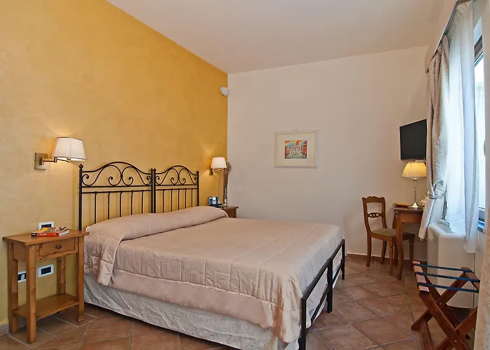 Affittacamere Le Clarisse Trastevere 4*