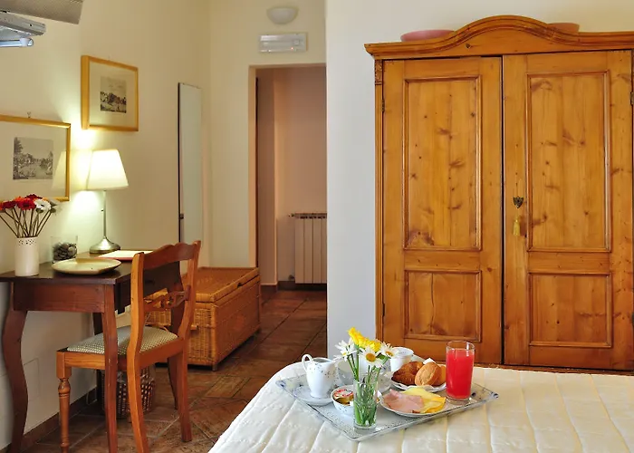 Le Clarisse Trastevere Affittacamere 4*
